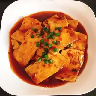 Soy sauce and tofu