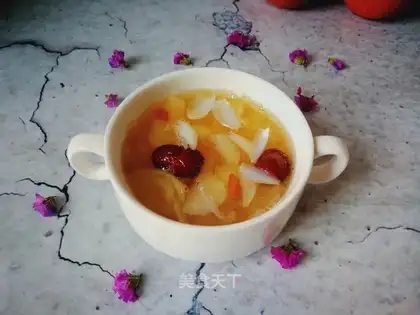 "Red-tree silver ear soup."