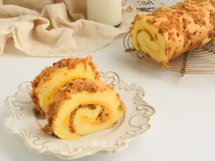 Chestnut pine rolls