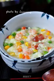 Assorted fresh scallops and tofu