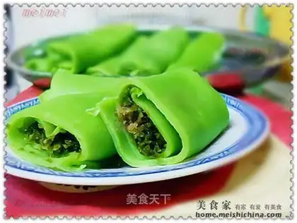 Fragrant orchid and coconut shredded roll