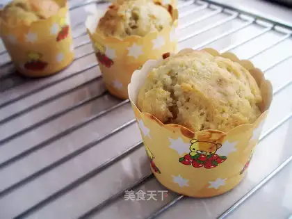 Banana sponge cake
