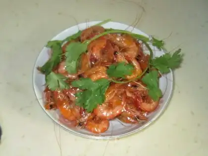 fried shrimp in oil