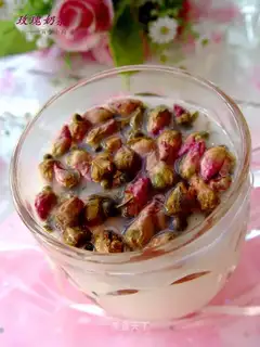 Rose milk tea