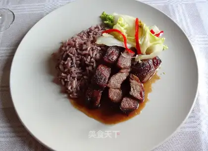 Roasted pork chop with black pepper and oyster sauce