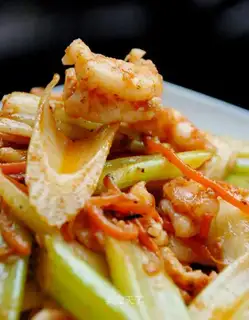 stir-fried shrimp with celery