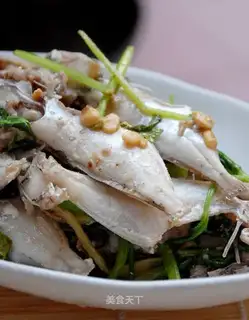 Boiled deer with parsley
