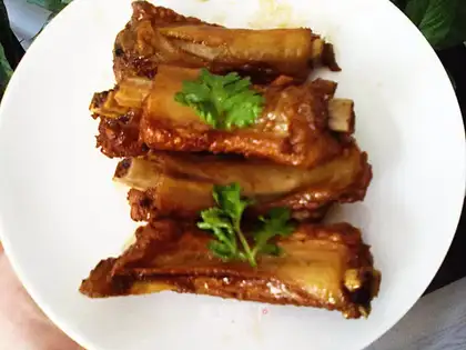 braised pork ribs