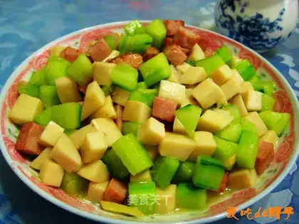 stir-fried three dices