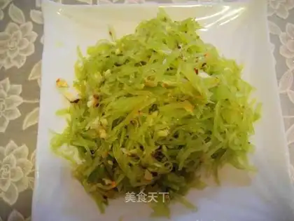 Stir lettuce with stir-fried vegetables