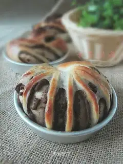 Bean paste roll