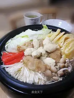 Chicken soup mixed pot