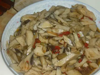 Chinese wolfberry mixed lotus root