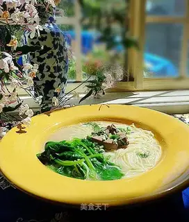 Chicken liver mustard millet noodles