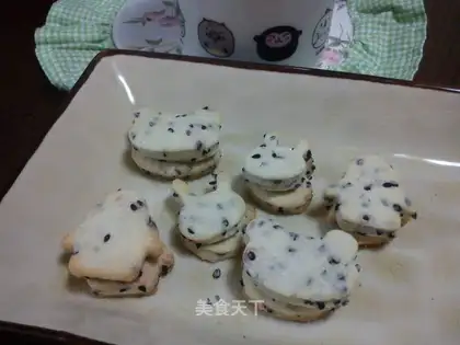 Salty sesame biscuits