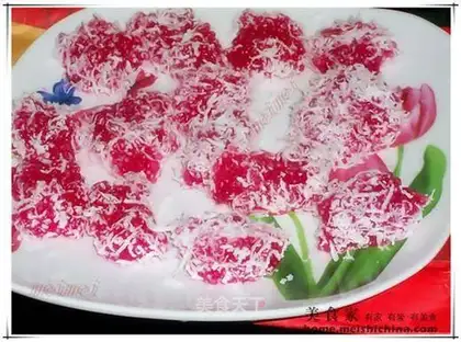 Coconut and sago cake