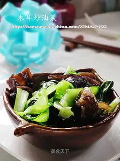 stir-fried rapeseed with fungus
