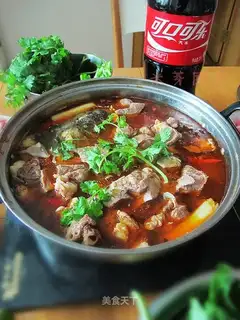Nanchang Tonggu Fish Head Hotpot