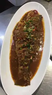 Red-hot bass