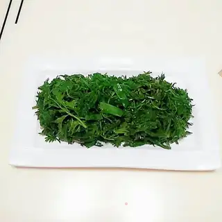 Fried carrot leaves