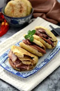 Sesame sauce pancakes
