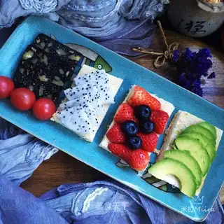 Toast fruit
