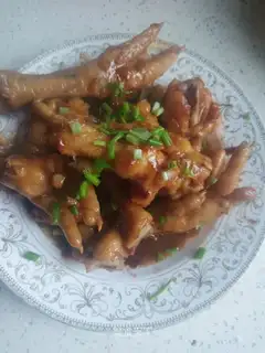 Red chicken legs, chicken claws