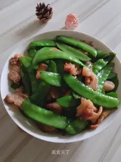Dutch beans make flowers