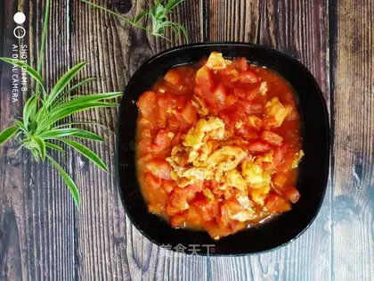 Tomato fried eggs