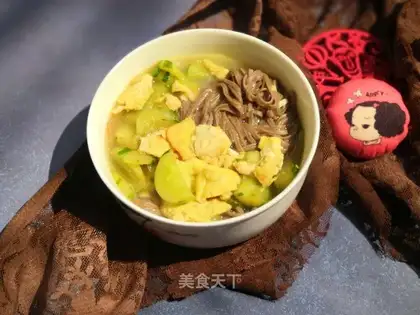 cucumber fried oatmeal noodles
