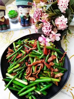 Garlic fried meat
