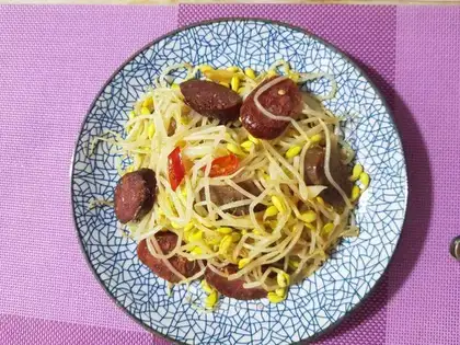 Soybean sprouts