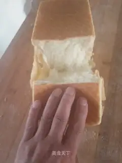 Refrigerated yogurt toast
