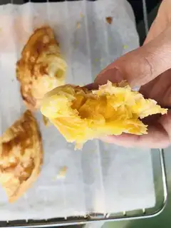 Mango soufflé
