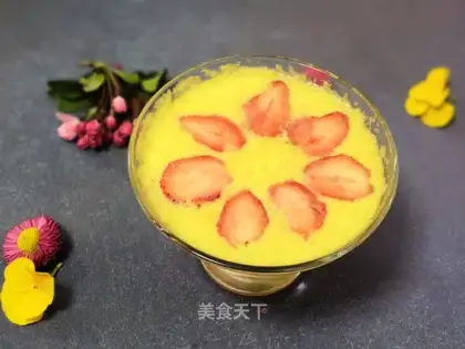 Strawberries with thick orange juice