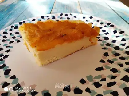 pineapple yogurt invert cake