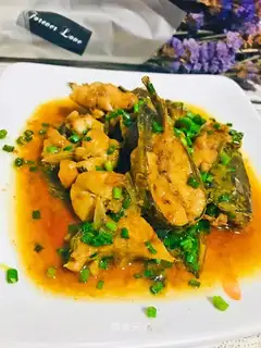 Sandpot yellowfish