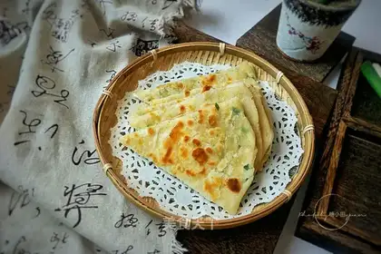 Onion cake