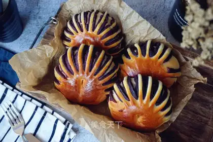 Spaghetti bread