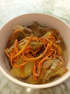 Worm and grass stew ribs