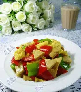 Cream-cream shrimp with fried eggs