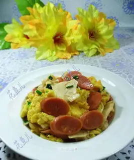 Ham sausages, spree eggs
