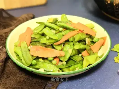 Carrot. Dutch beans