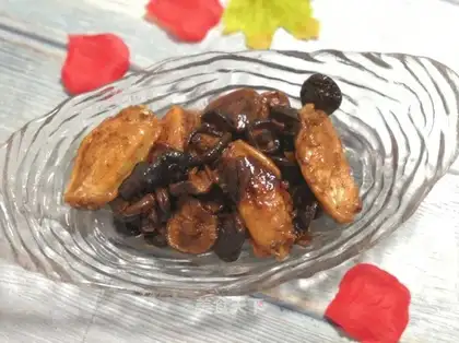 Fly the mushroom chicken