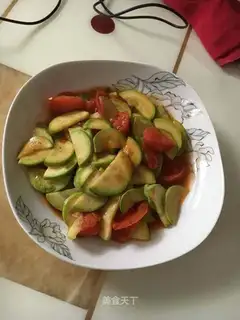 Tomatoes are fried