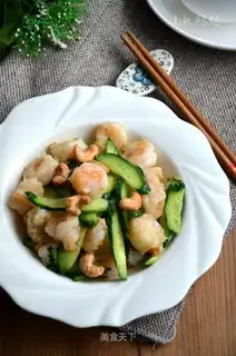 Shrimp cucumber