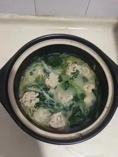 Spinachball soup