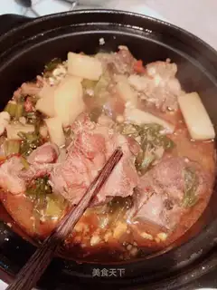 Red-burned potato ribs
