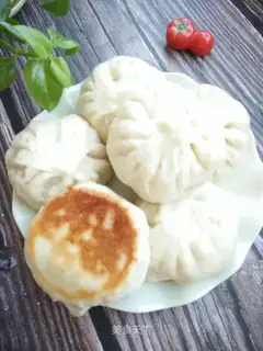 Piggy pork buns