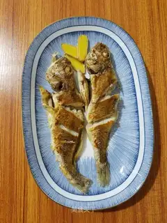Fried seafish